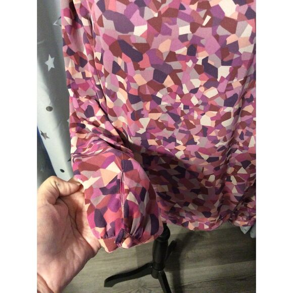 Cabi Kaleidoscope blouse bow tie Large L Purples Burgandy Style #571 Career - Picture 5 of 6